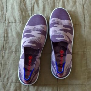 Rothys slip on sneaker 11.5 brown camo